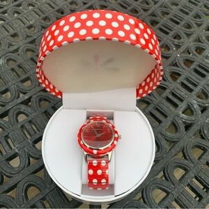 🆕 Isaac Mizrahi Live Ladies Red Polka Dot Expansion Wrist Watch Women’s
